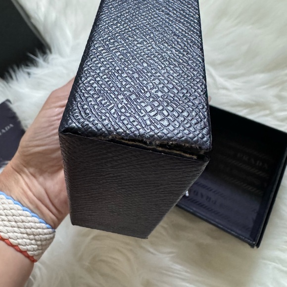 NWT Prada PR13ZS 15D08S Etruscan Marble Red Cat Eye Women Sunglasses - Picture 12 of 15